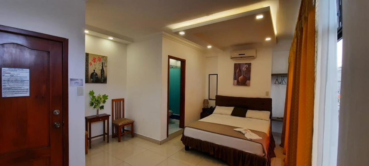 Hostal Perla Real Inn Guayaquil Exterior foto